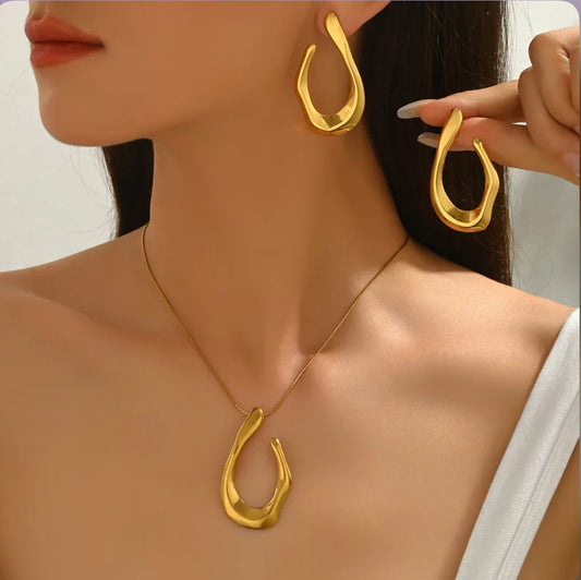 3 tlg. Schmuckset mit Schlangenkette in Gold