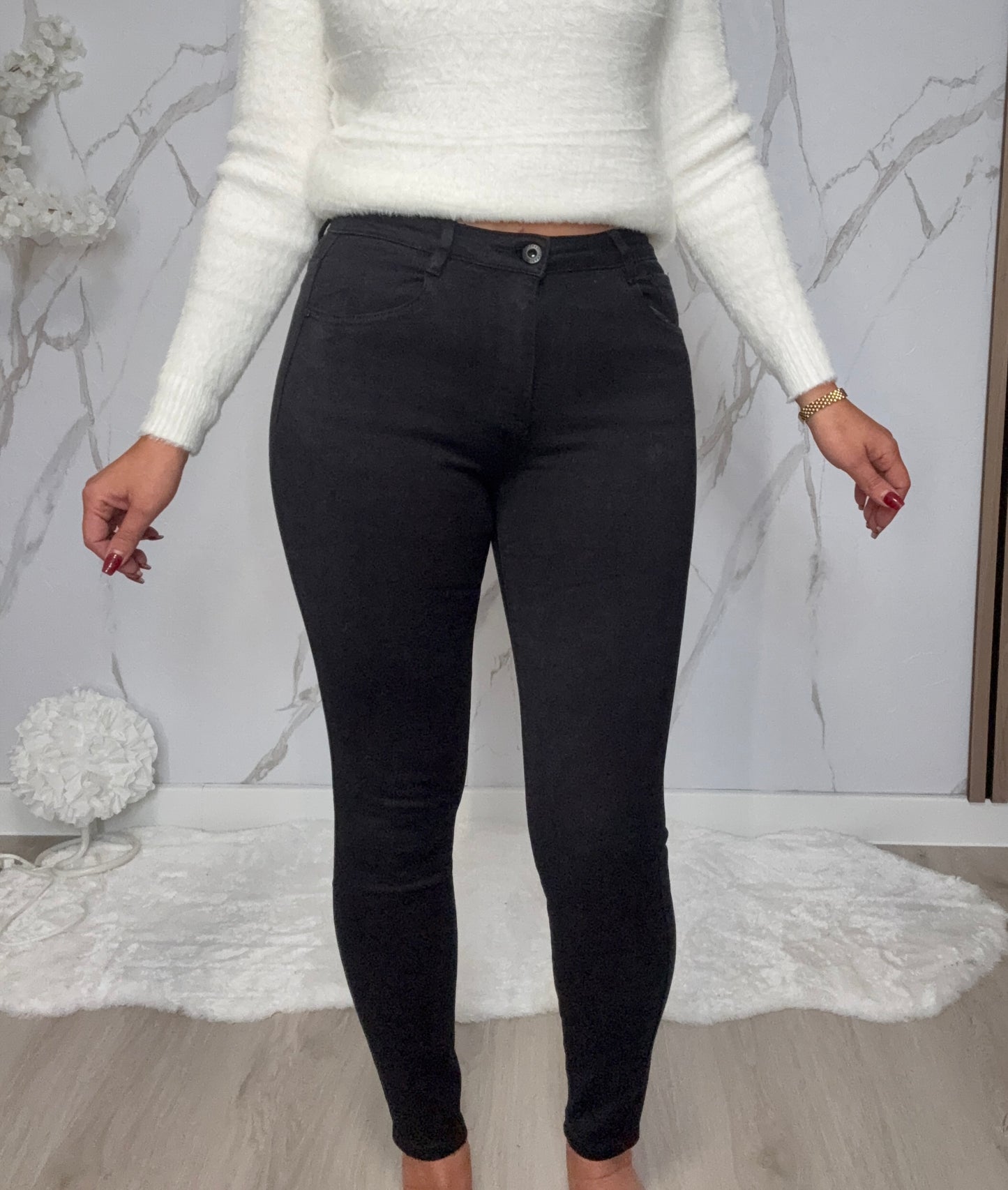 Röhrenjeans Lauri Schwarz