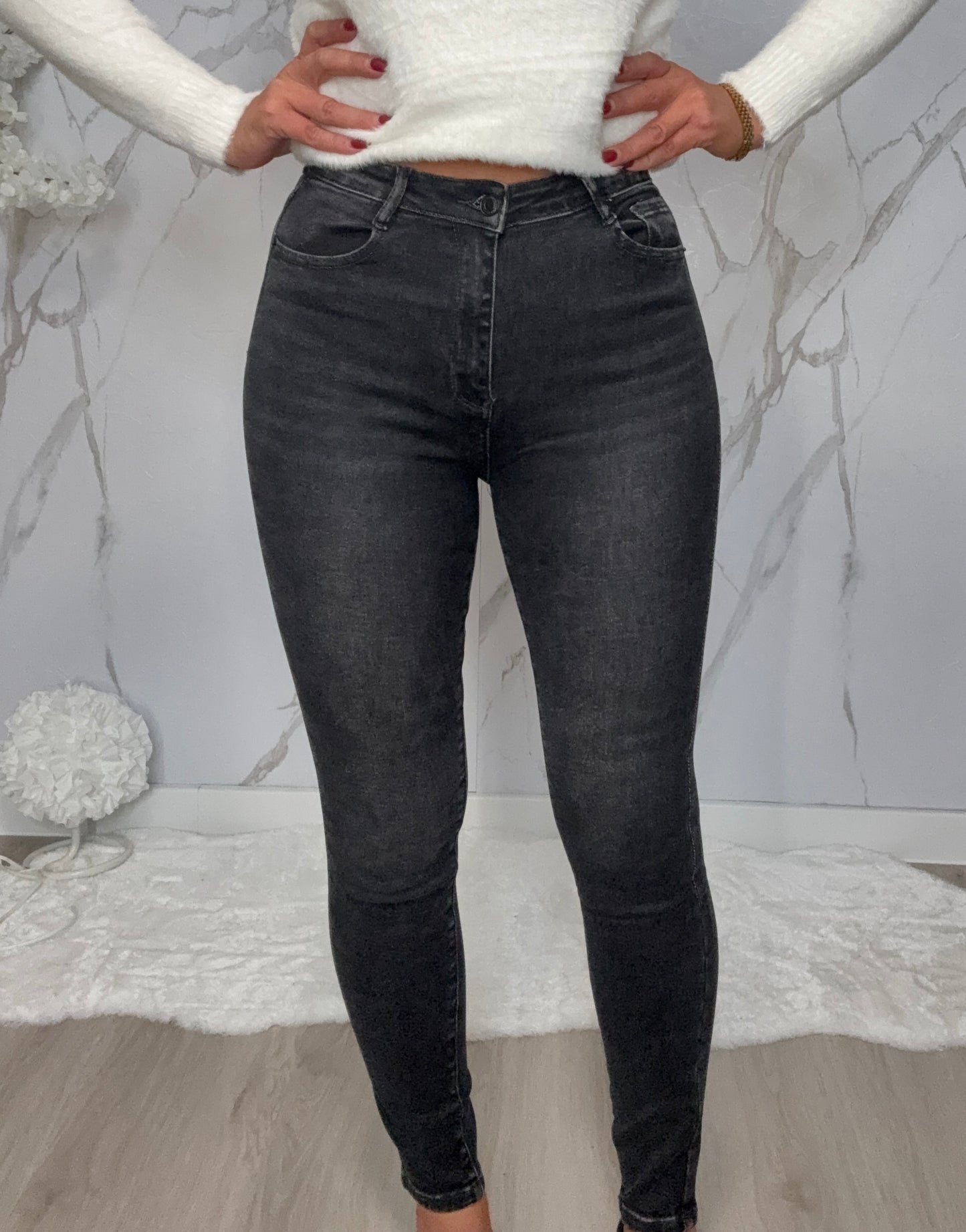 Röhrenjeans Lauri Antrazit