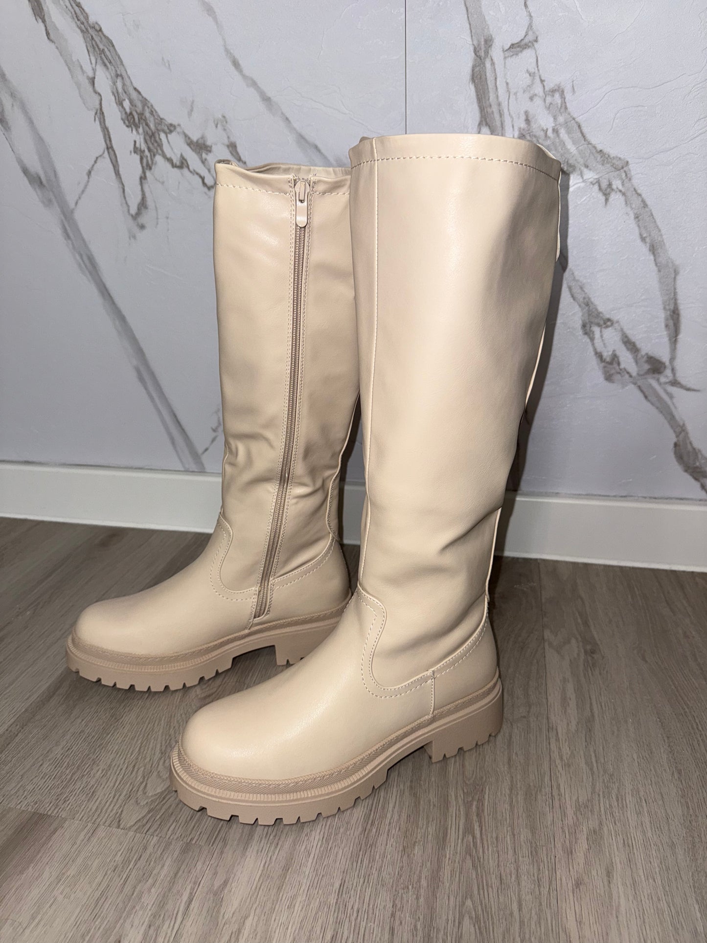 Stiefel gefüttert