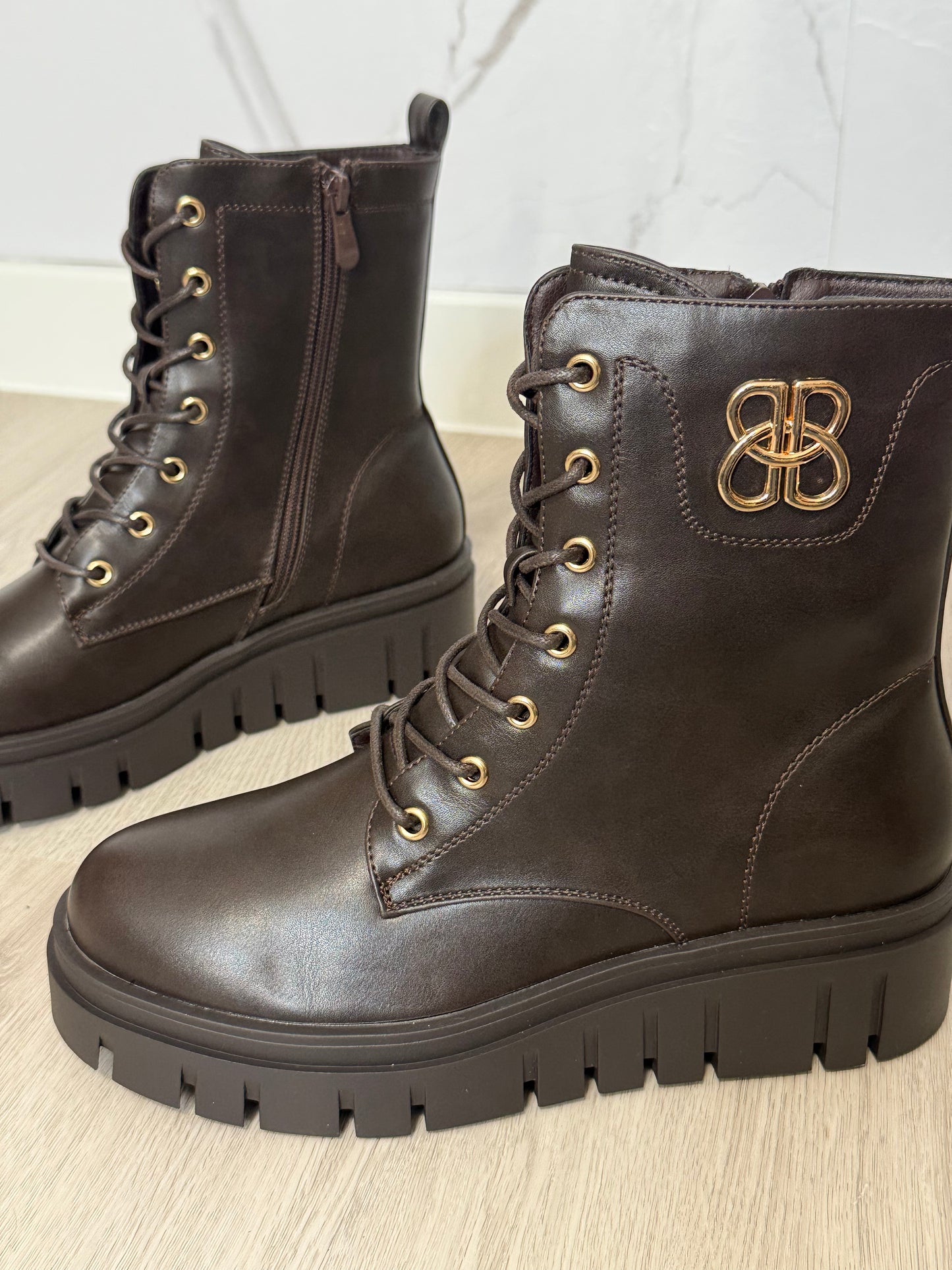 Boots Goldy